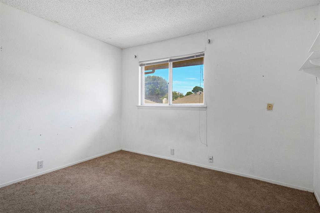 Laguna Twnhms - Residential