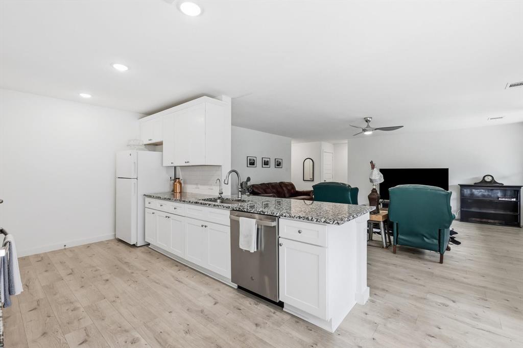 Runaway Bay - Residential