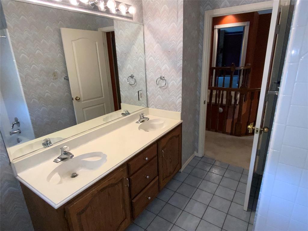 Western Oaks - Residential