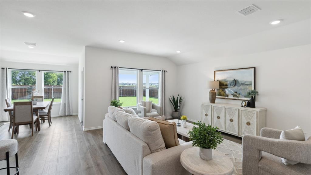 Riverfield - Residential
