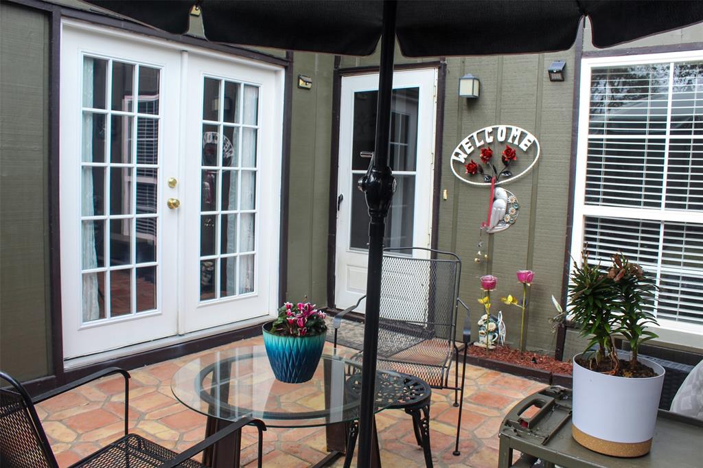 Condo - Residential