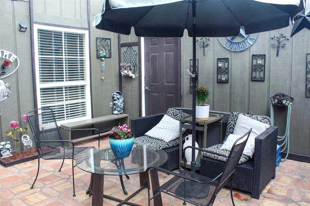 Condo - Residential
