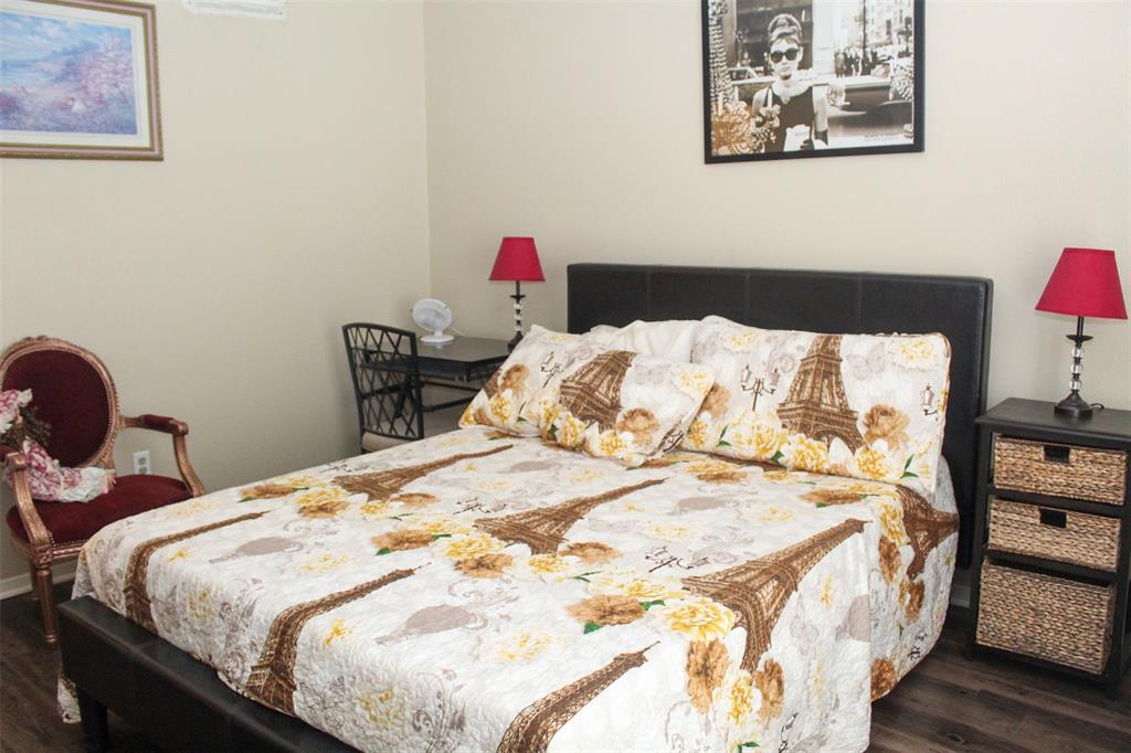 Condo - Residential