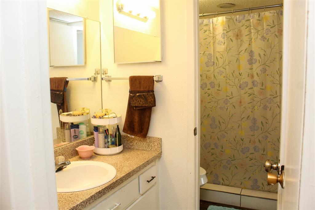 Condo - Residential