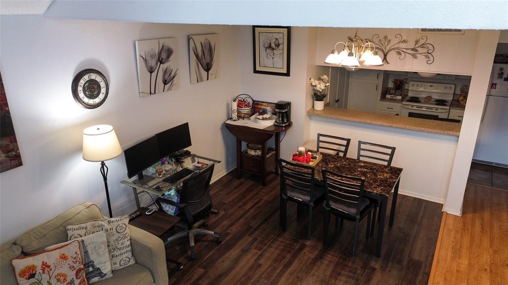 Condo - Residential