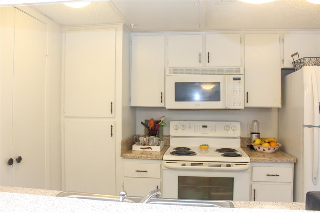 Condo - Residential