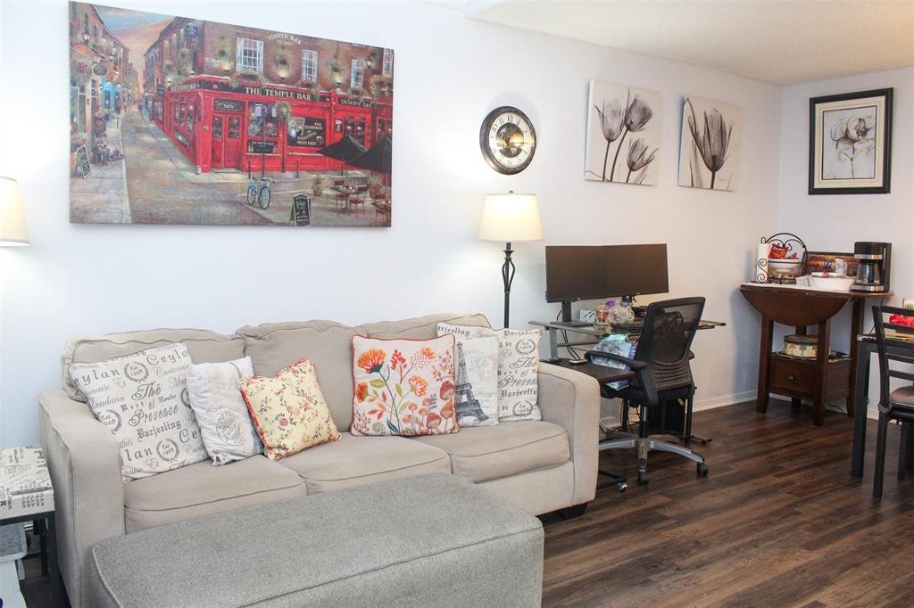 Condo - Residential