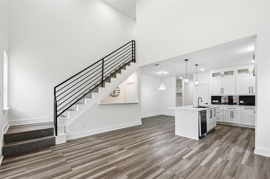 Merrifield Manor - Residential