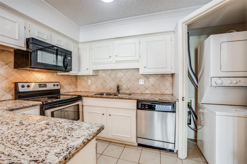 TOWNEOAKS TERRACE CONDOMINIUM - Residential