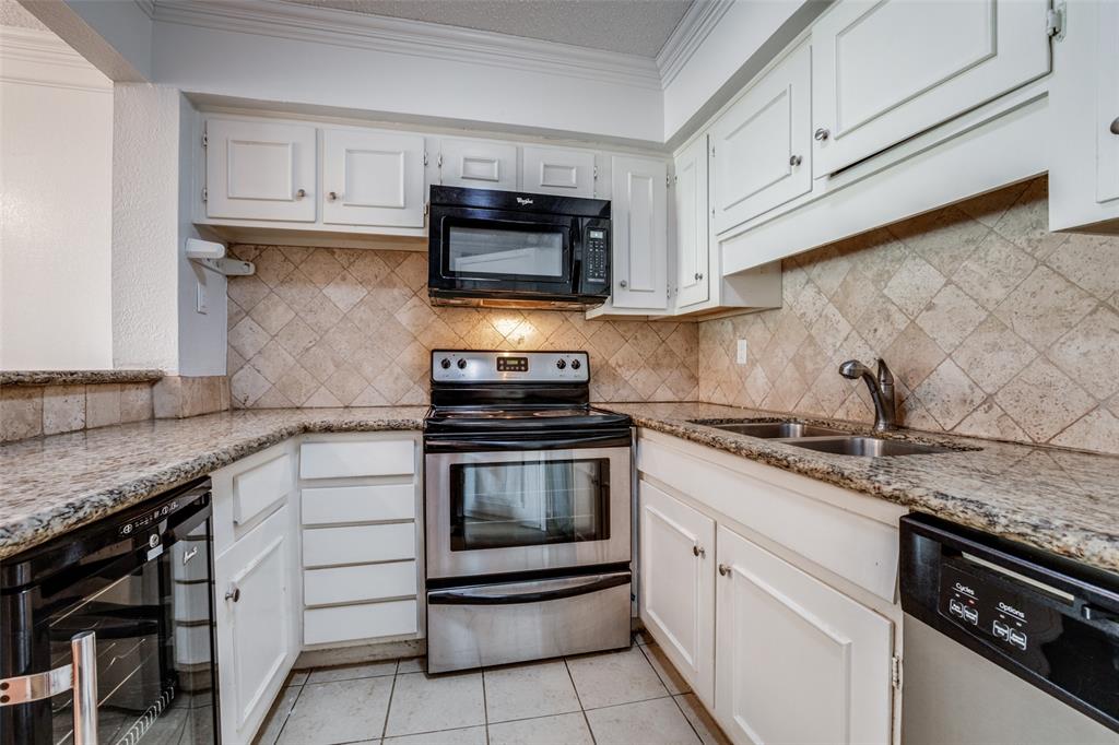 TOWNEOAKS TERRACE CONDOMINIUM - Residential