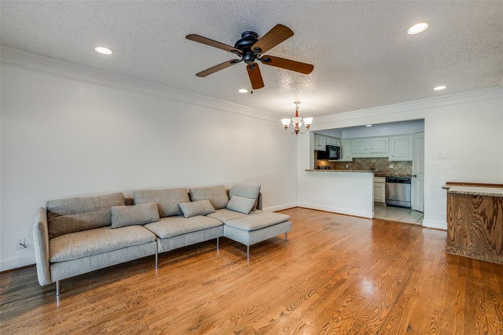 TOWNEOAKS TERRACE CONDOMINIUM - Residential