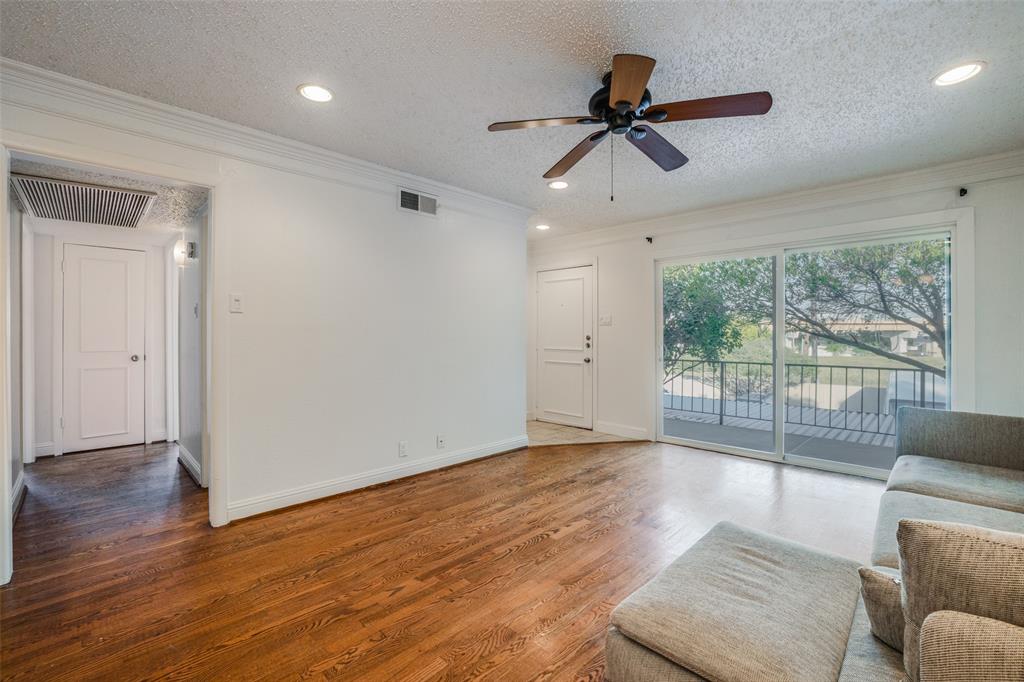 TOWNEOAKS TERRACE CONDOMINIUM - Residential