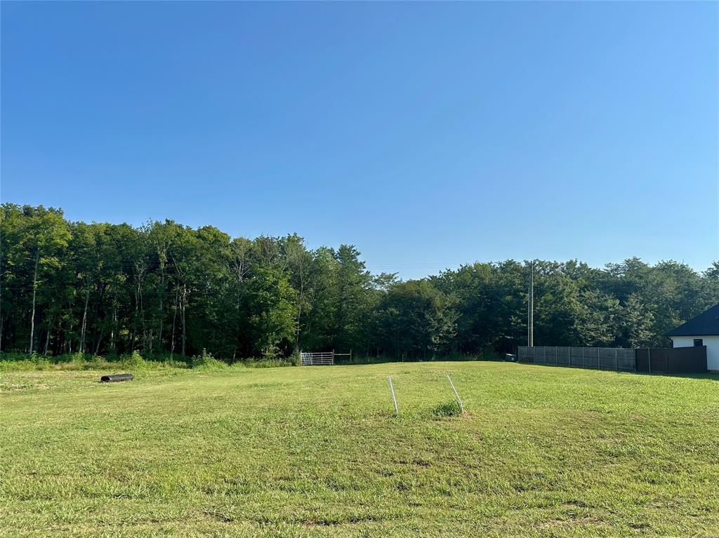 Cleared lot on Duckwater Landing in North Bossier. This highly desirable street is located near the Swan Lake Road extension. Minimum sqft. is 1700