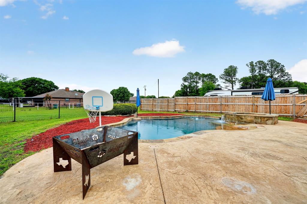 E CRANE - Residential