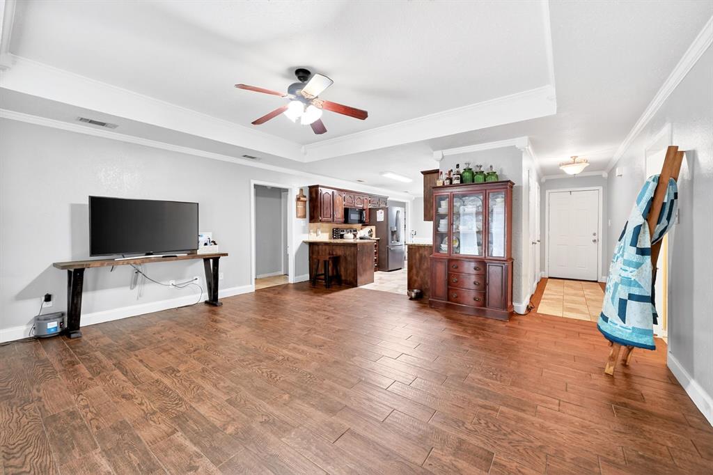 E CRANE - Residential