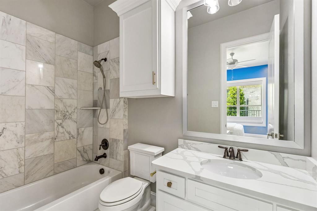 WINDING CREEK ADDN-SOUTHLAKE - Residential
