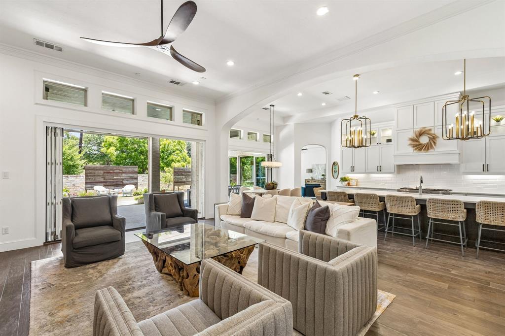 WINDING CREEK ADDN-SOUTHLAKE - Residential