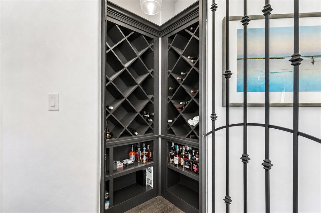 WINDING CREEK ADDN-SOUTHLAKE - Residential