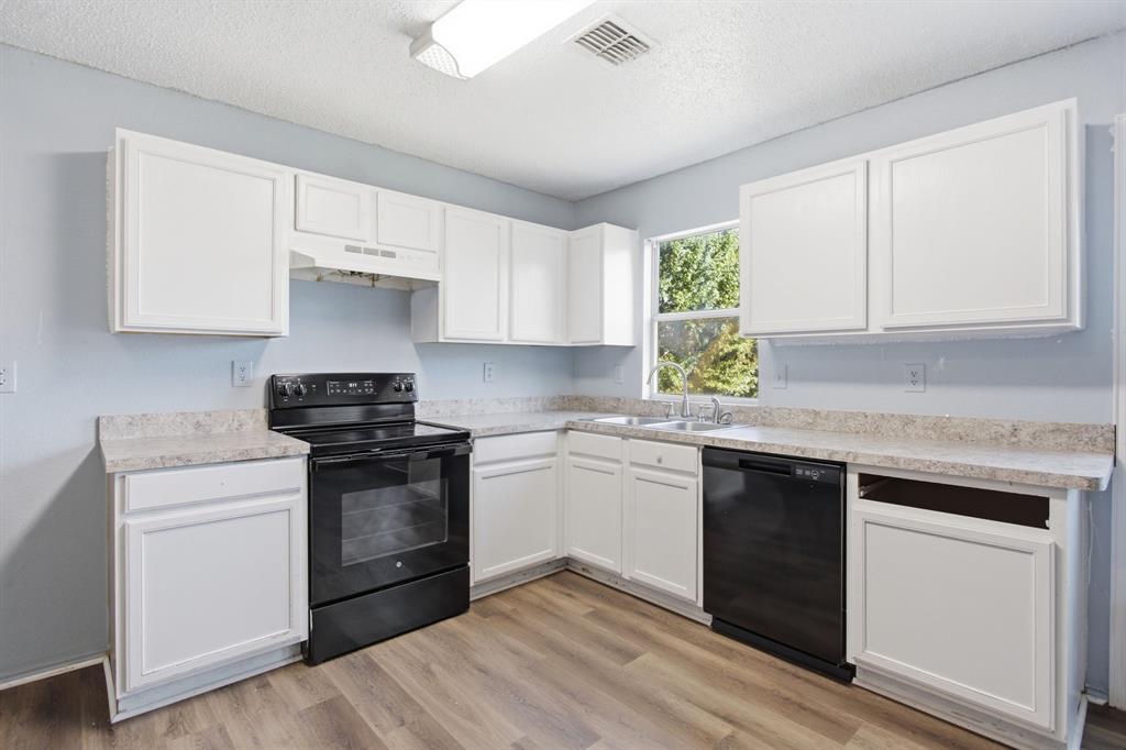 Burleson Meadows - Residential
