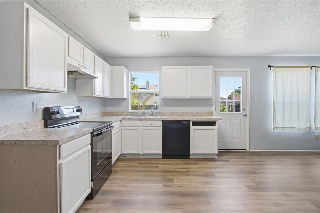 Burleson Meadows - Residential