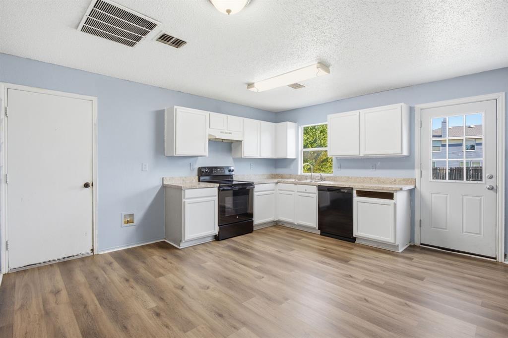 Burleson Meadows - Residential