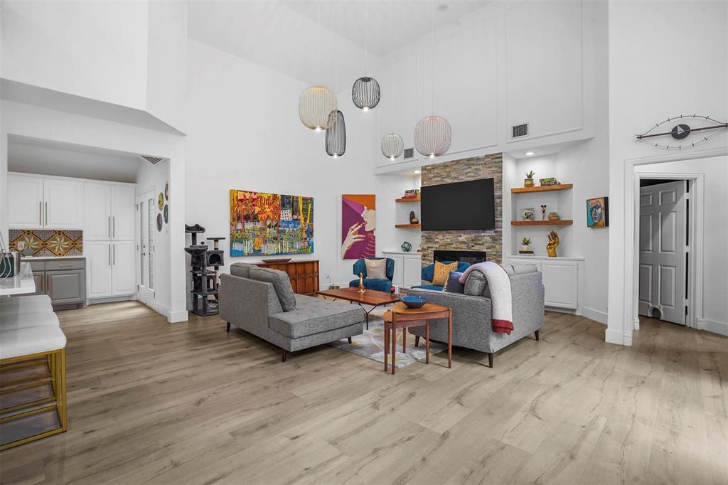 Highland On The Creek - Residential