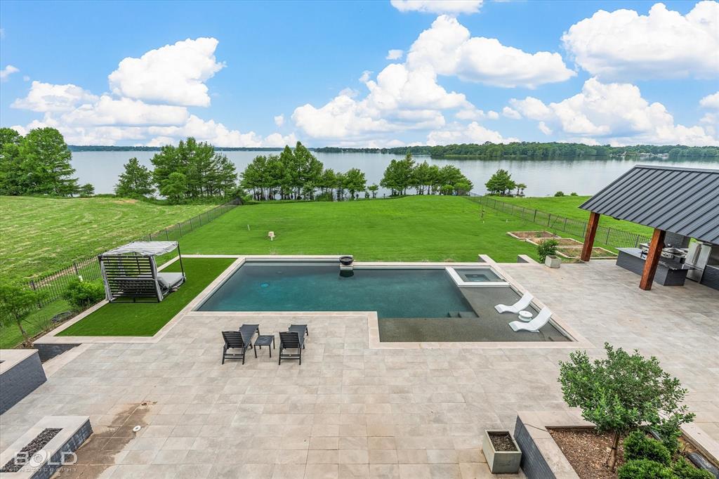 The Point at Cross Lake - Residential