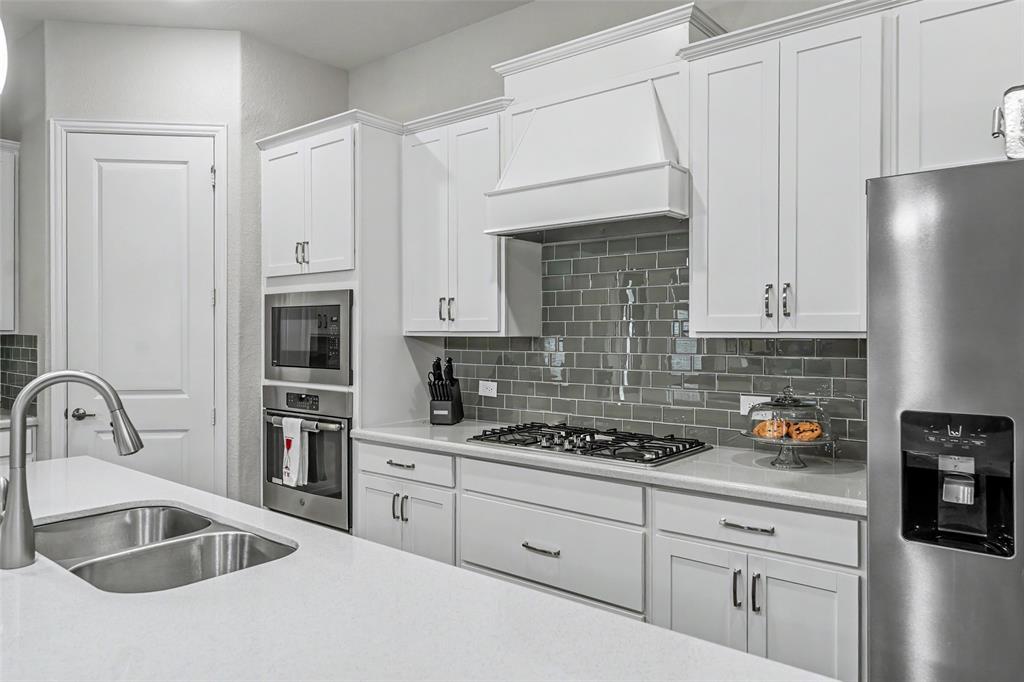 Waterford Point Phas - Residential