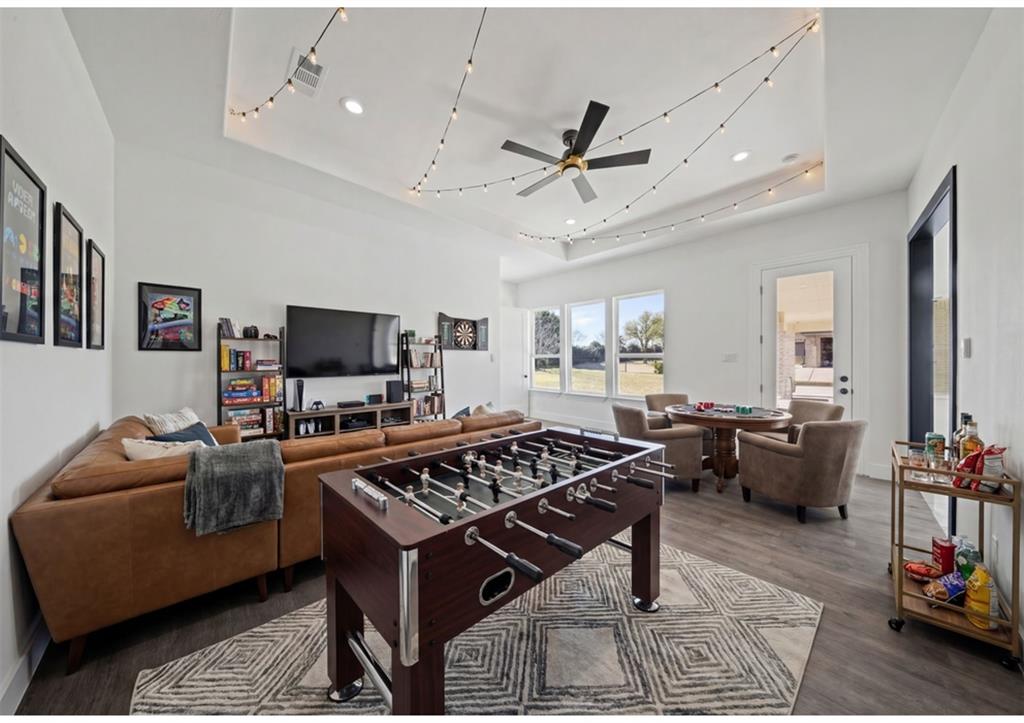 SLEEPY HOLLOW ESTS - Residential