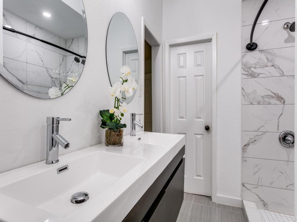 Brookhollow Estates - Residential Lease