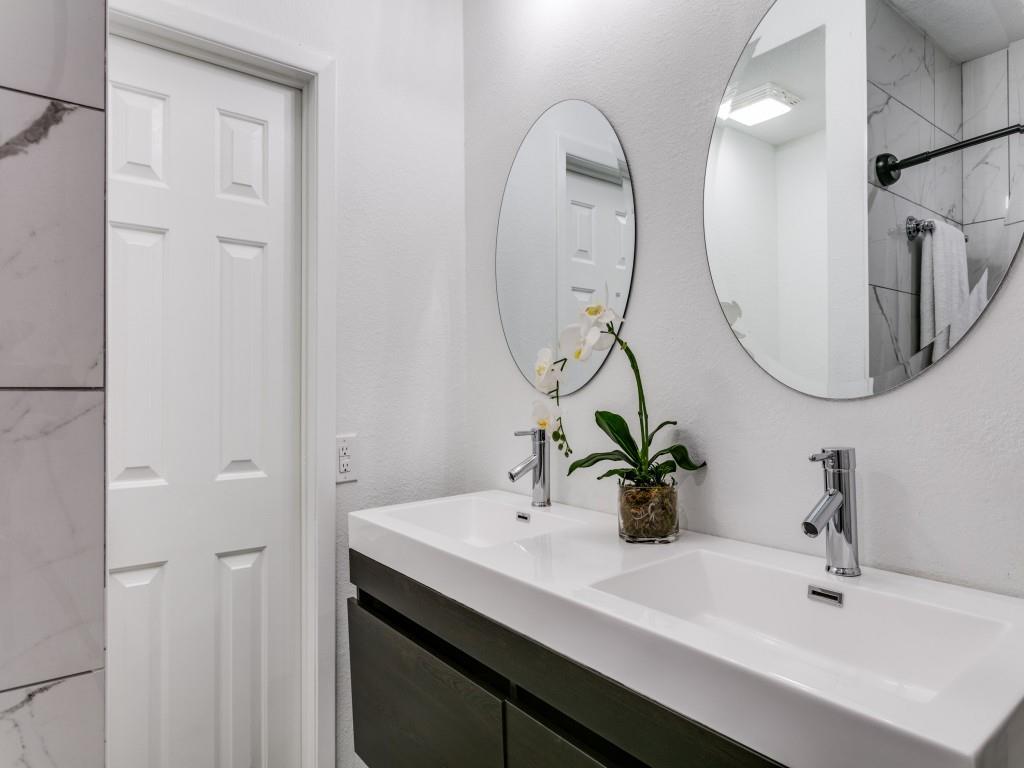 Brookhollow Estates - Residential Lease