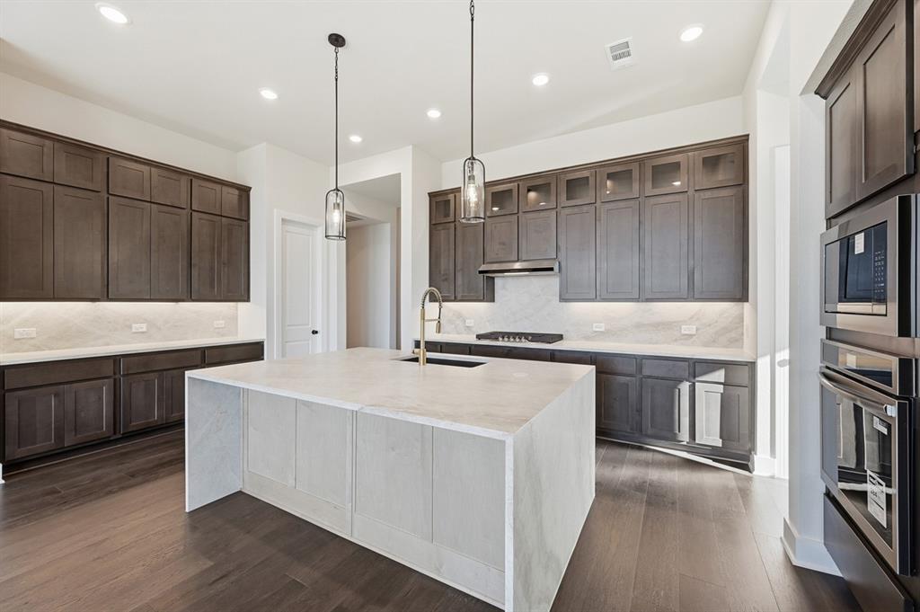 Ridge Crossing - Residential