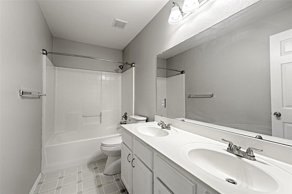 Live Oak Village Ph 1 - Residential