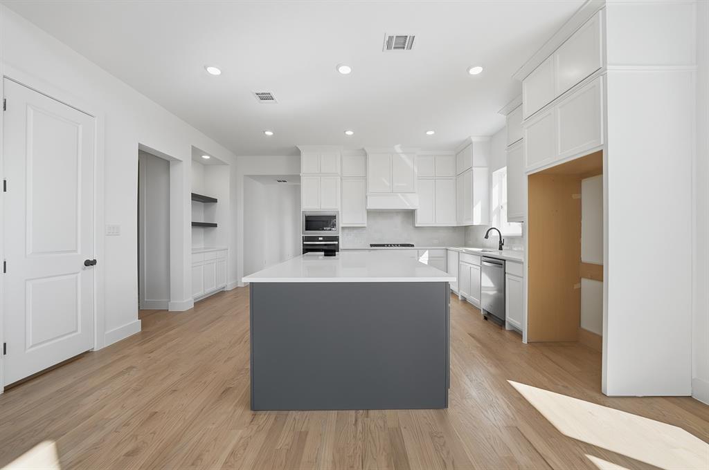 Tavolo Park - Residential