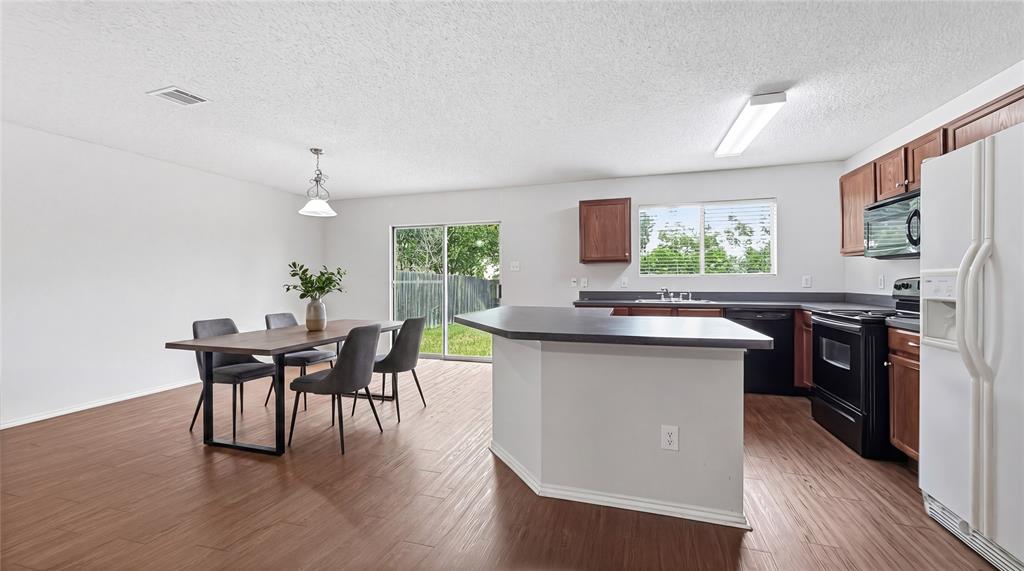 Cheyenne Ridge - Residential