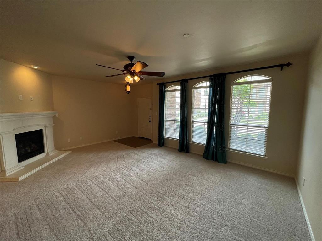 Estates Of Indian Creek Ph - Residential