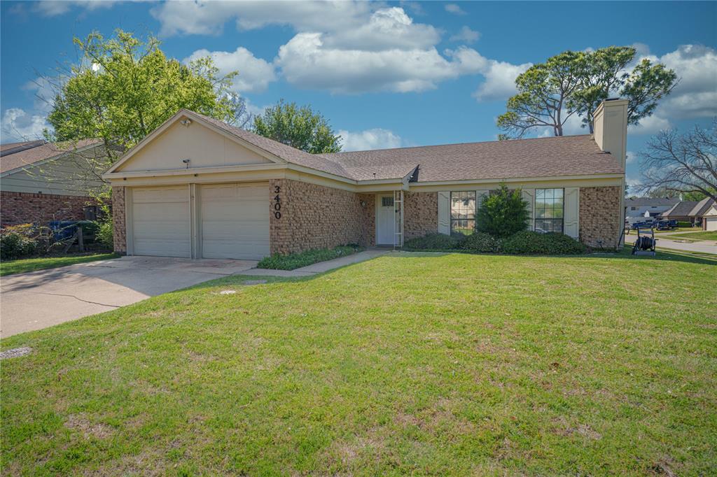 Wonderful Flower Mound home on corner lot featuring an updated kitchen and bathrooms, updated fixtures, updated windows, and new roof covering installed by T-Rock Roofing. Home also features a large backyard with board-on-board privacy fence, and is served by fantastic Flower Mound schools and a great community located near the Riverwalk of Flower Mound. MUST SEE!