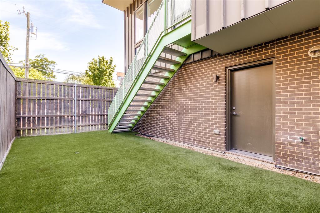 4811 MANETT CONDOS - Residential