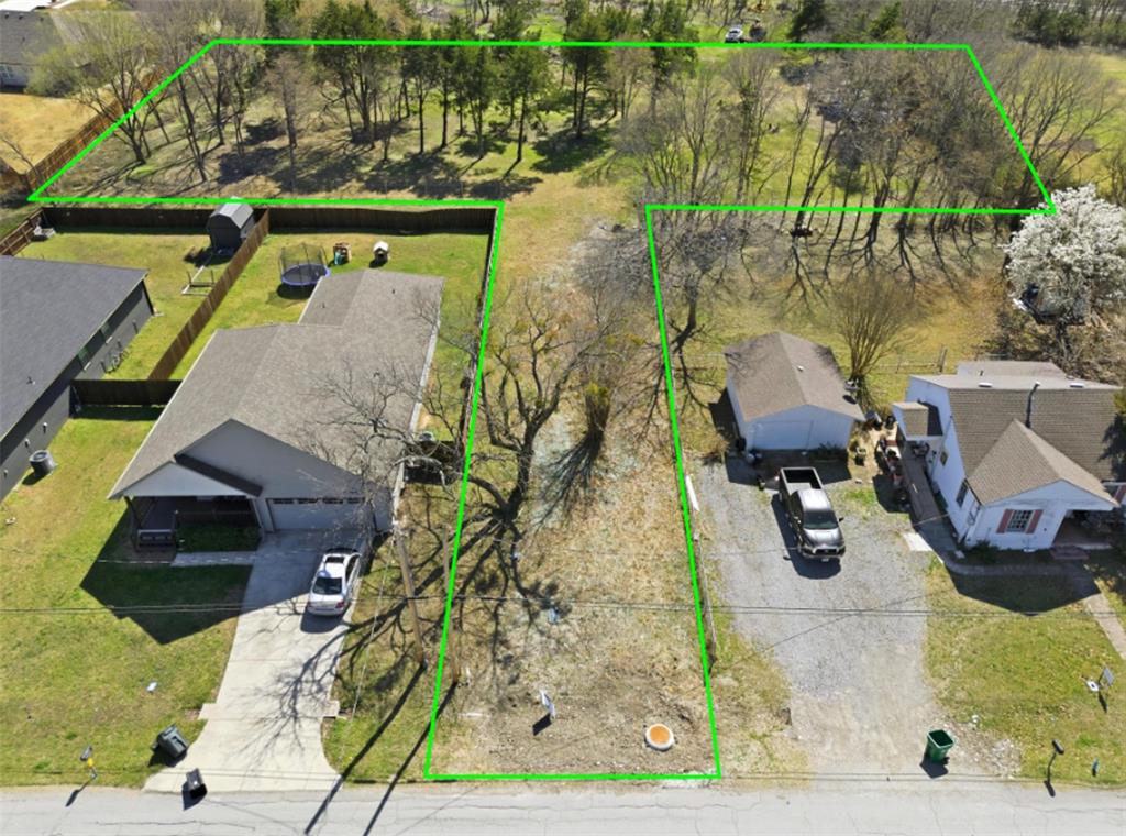 Discover the potential of 317 E Saunders in Trenton, Texas—a prime piece of land ready for your vision. This vacant lot offers a fantastic opportunity to build your dream home, establish a business, or invest in a growing area.

With a convenient location in the heart of Trenton, the property provides easy access to local amenities while maintaining the charm and quiet of small-town living. The level terrain makes it ideal for development, giving you a blank canvas to design and create exactly what you need.

Whether you’re looking to construct a custom residence, develop a commercial space, or hold as an investment, this versatile property offers endless possibilities. Enjoy the flexibility to bring your plans to life in a welcoming community with room to grow.