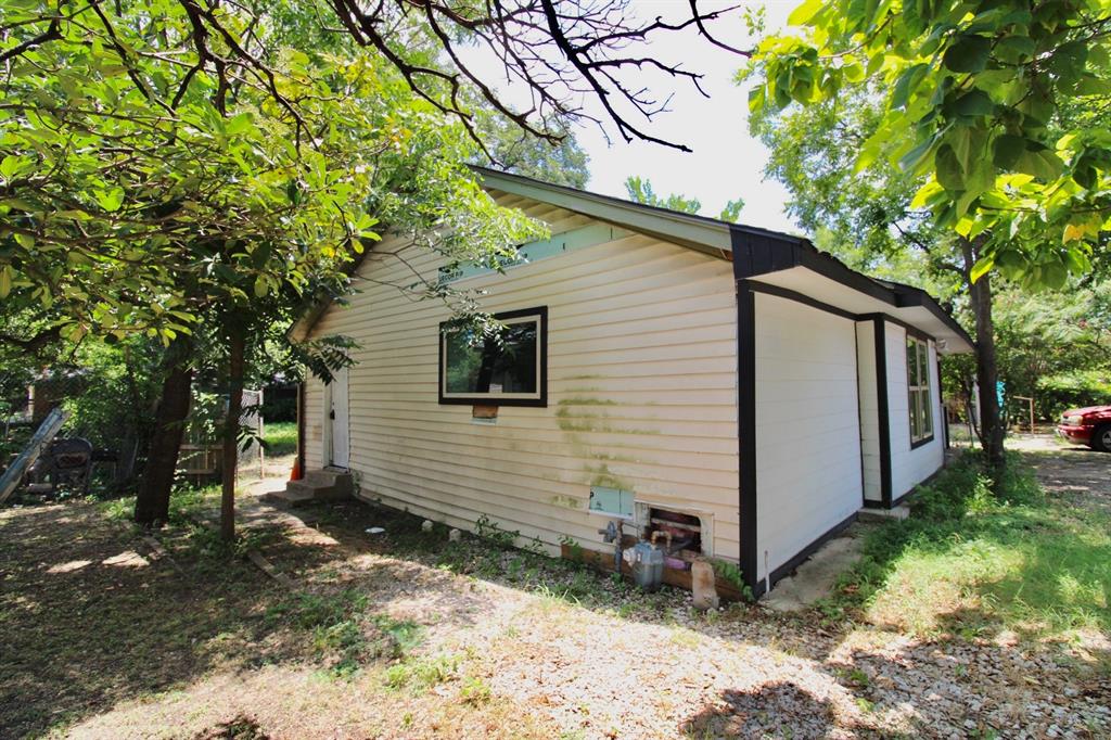 Suburban Home - Residential