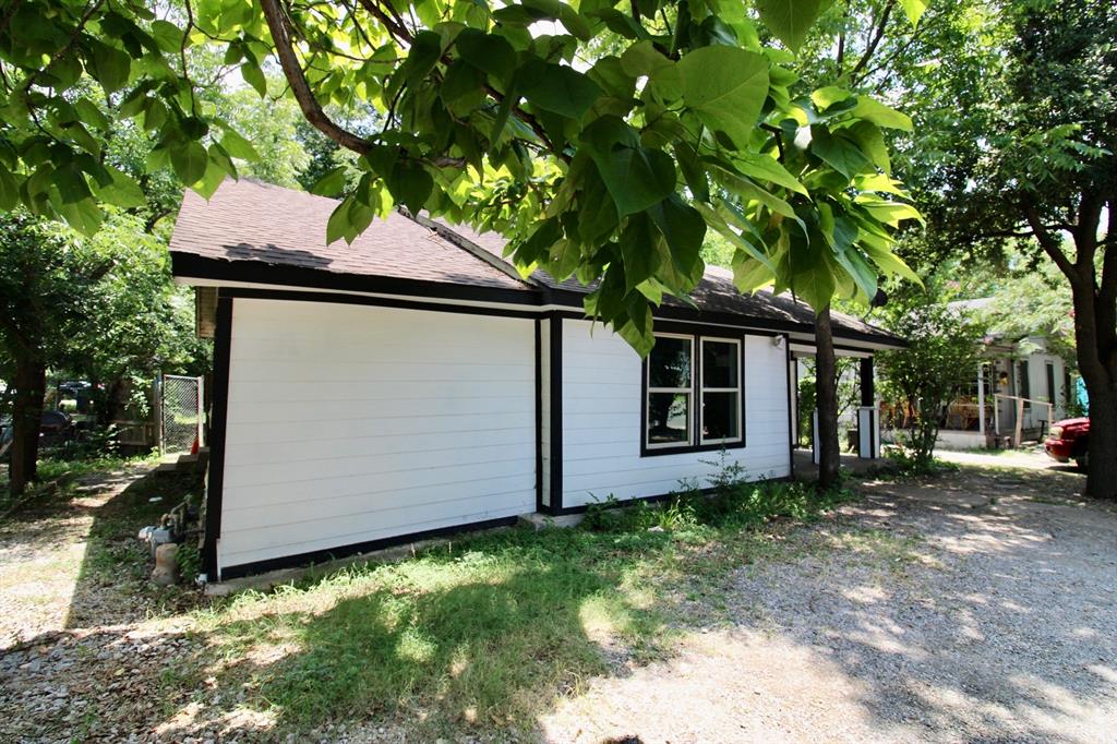 Suburban Home - Residential