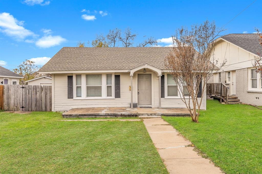 Prime investment opportunity at 2820 Frazier, ideally located just blocks from TCU. This income-producing property currently generates $1,550 per month in rent, offering steady cash flow in a highly desirable area with consistent demand. The location alone makes this property especially attractive for investors seeking proximity to campus, dining, and entertainment. In addition to its current rental income, the property presents an excellent opportunity for a build-to-suit project, allowing future owners to capitalize on the lot’s potential in a growing and sought-after neighborhood. Whether held as a rental, redeveloped, or customized to fit long-term goals, this property offers flexibility and upside. Convenient access to major roads, shopping, and employment centers further enhances its appeal. The property has a new HVAC. Don’t miss this versatile investment opportunity in a prime TCU-area location.