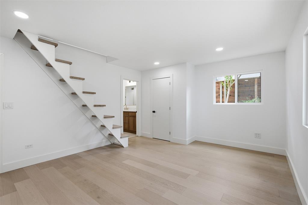Casa Linda Estates - Residential