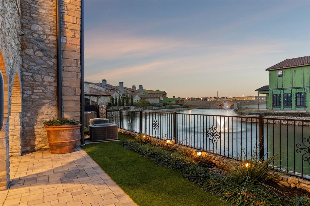 Westlake Entrada - Residential