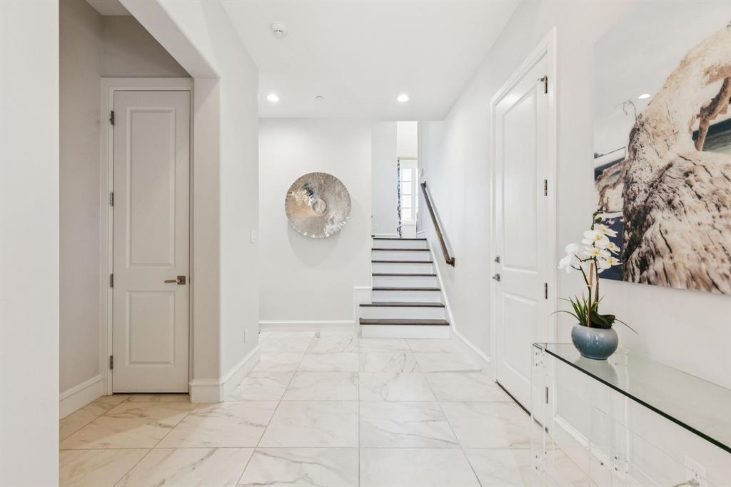 Westlake Entrada - Residential
