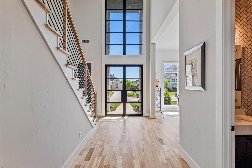 SOUTHLAKE MANORS - Residential