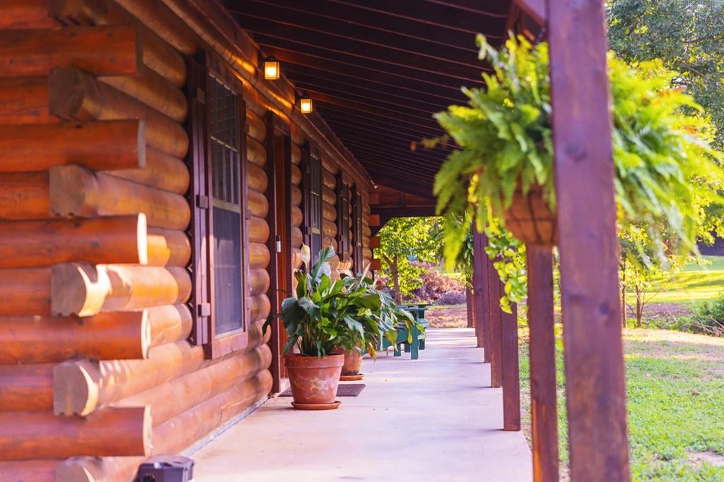 OAKRIDGE EXCHANGE - Residential