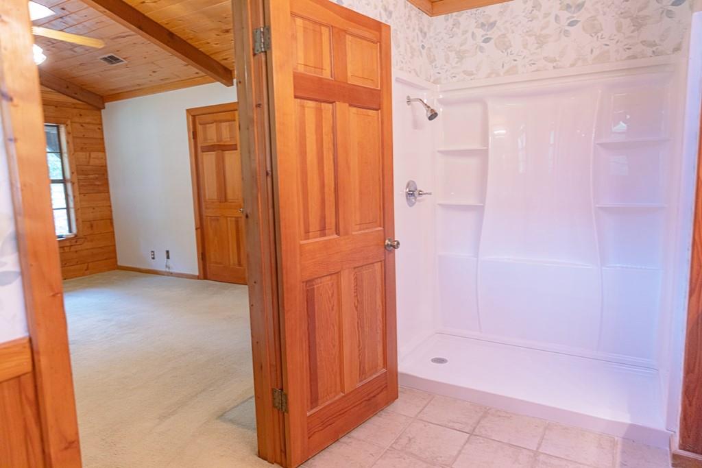 OAKRIDGE EXCHANGE - Residential