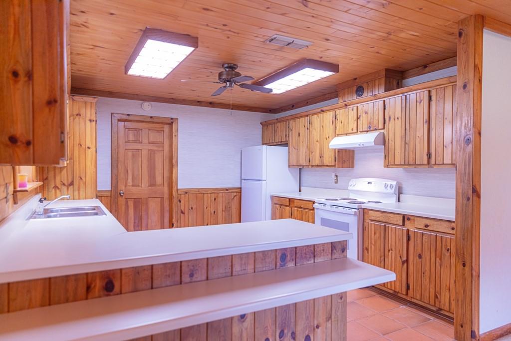 OAKRIDGE EXCHANGE - Residential