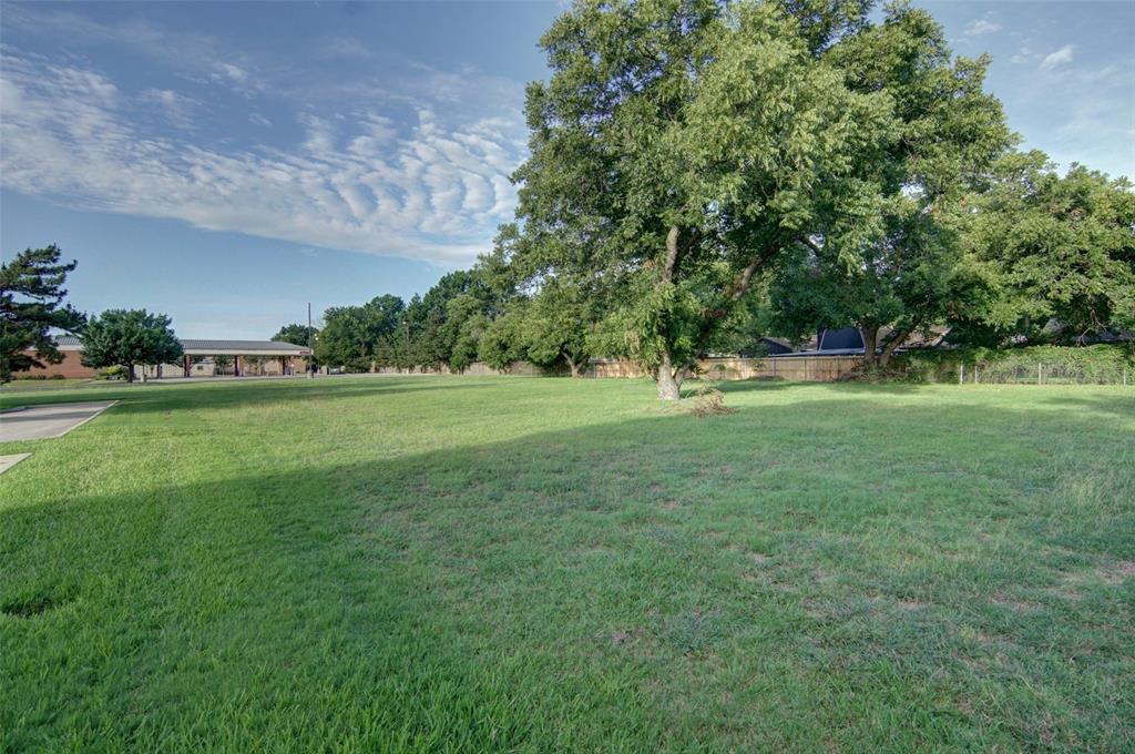 College Park - Land